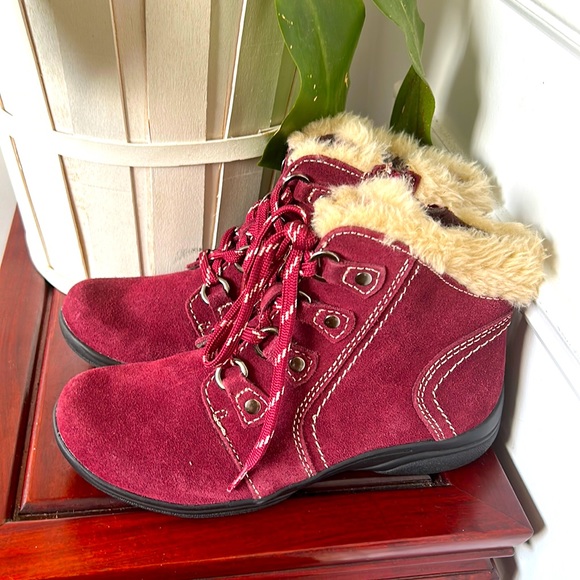 Earth origin boots - Picture 1 of 3